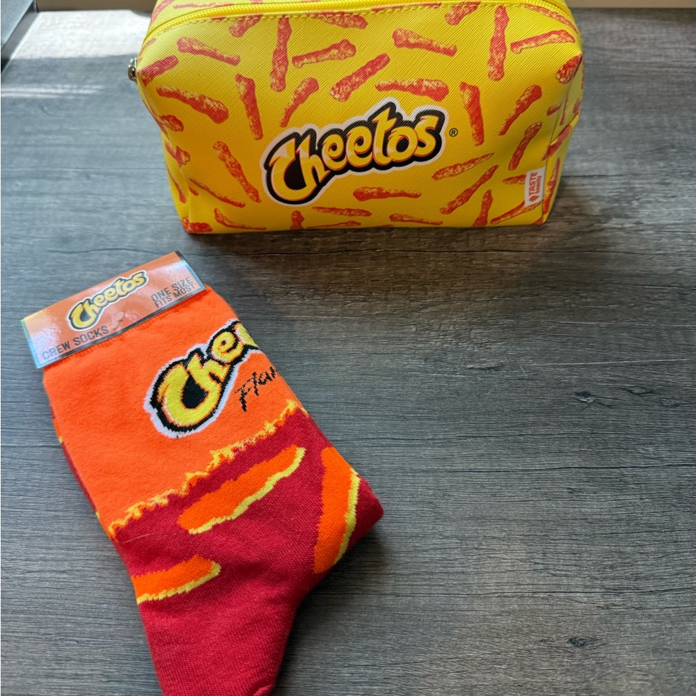 Cheetos Cosmetic Bag and Socks Set